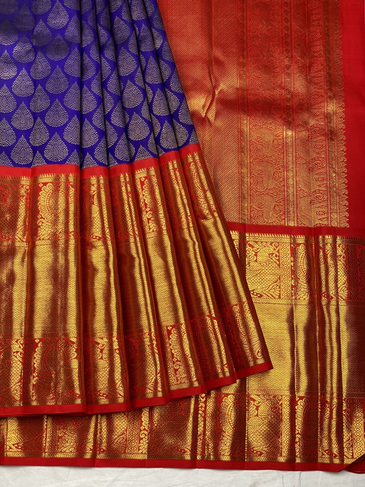 Kanchipuram Silk Cotton Saree : Berry x Blue main image 1