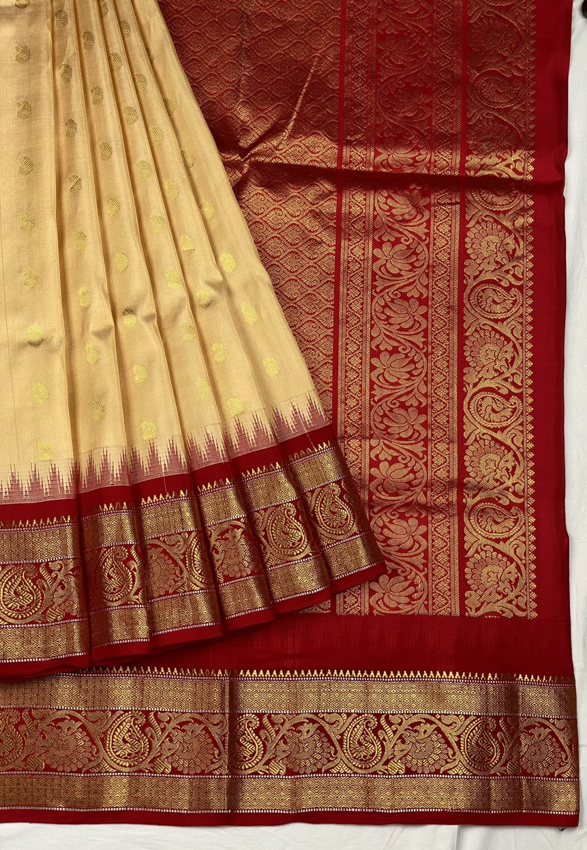 Cream Gadwal Silk Saree